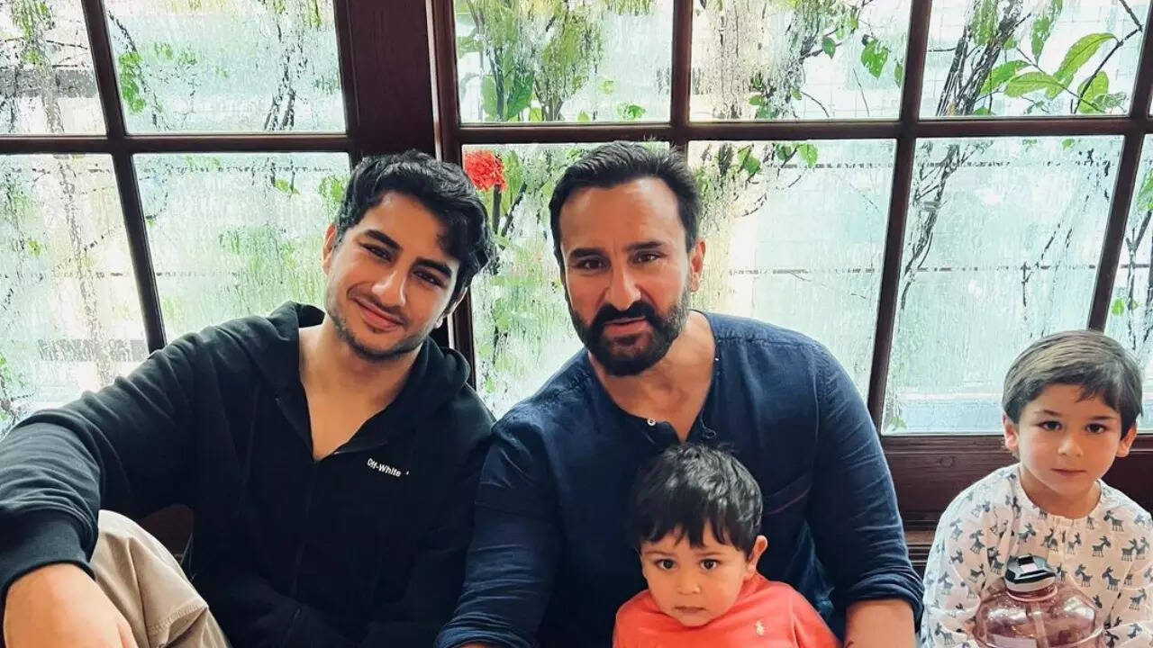 Saif Ali Khan poses with sons Ibrahim, Taimur and Jeh