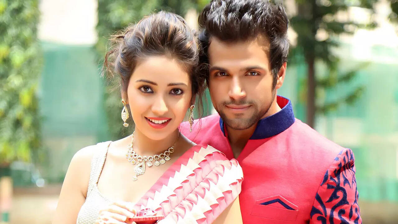 Rithivik Dhanjani wishes ex GF Asha Negi on birthday