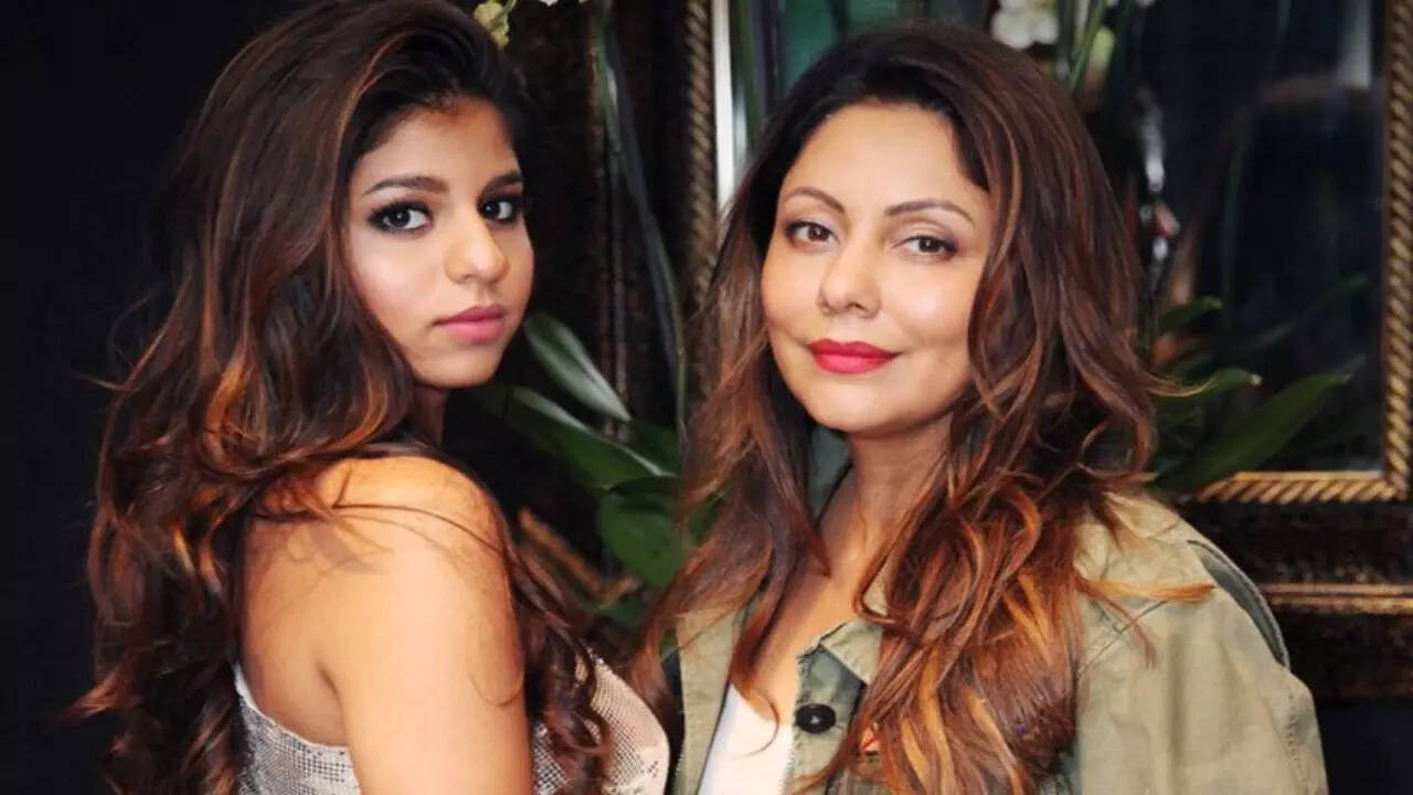 Gauri Khan,  Suhana Khan