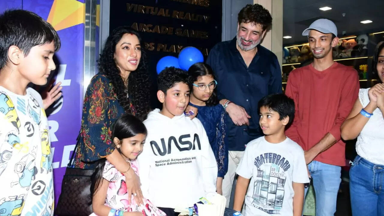 Rupali Ganguly poses with reel daughter at son's birthday bash