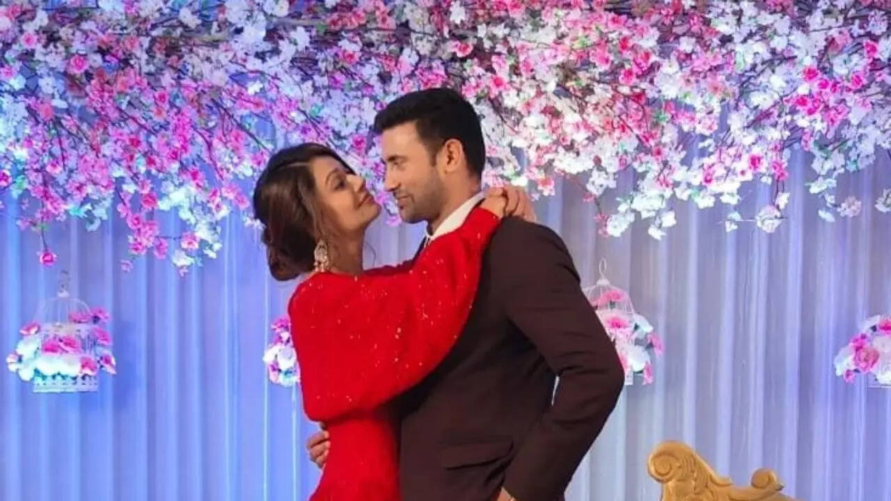 Payal Rohatgi, Sangram Singh at their wedding reception