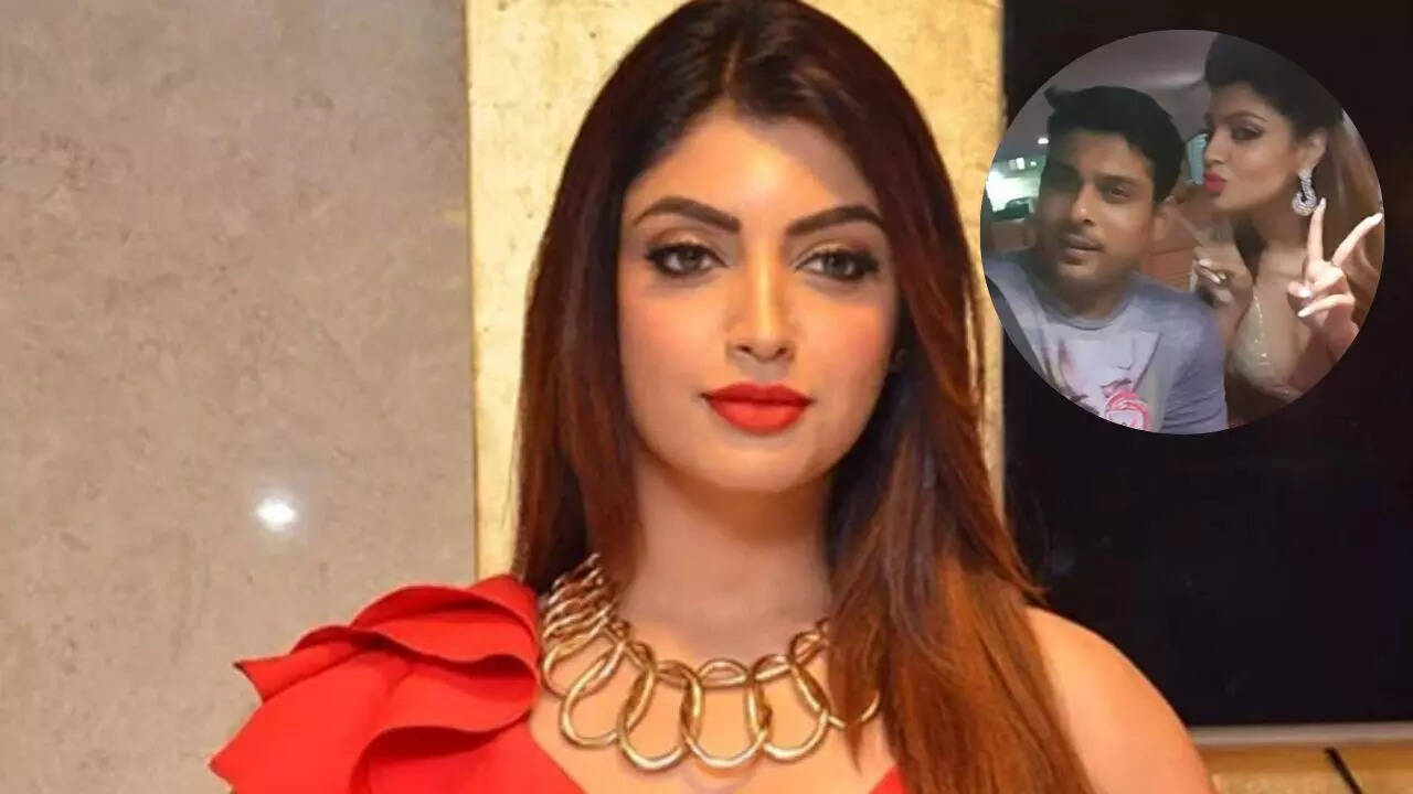 Akanksha Puri on Sidharth Shukla