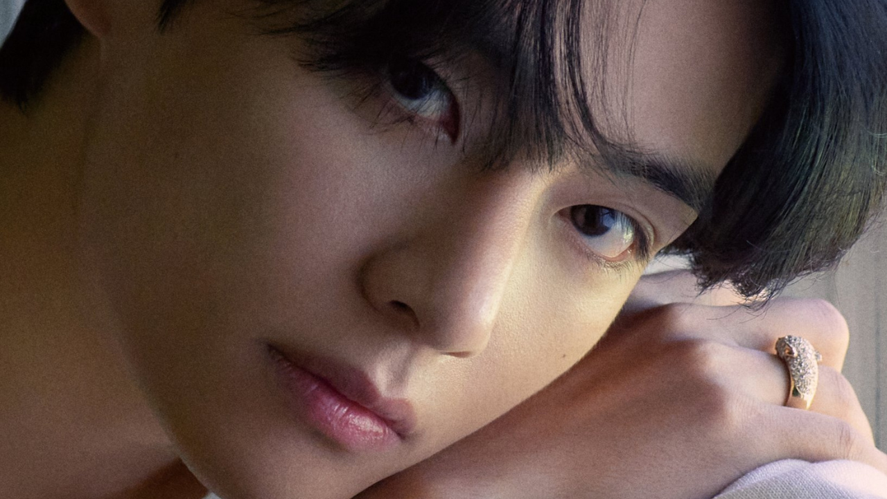 BTS' V dazzles in pricey bling