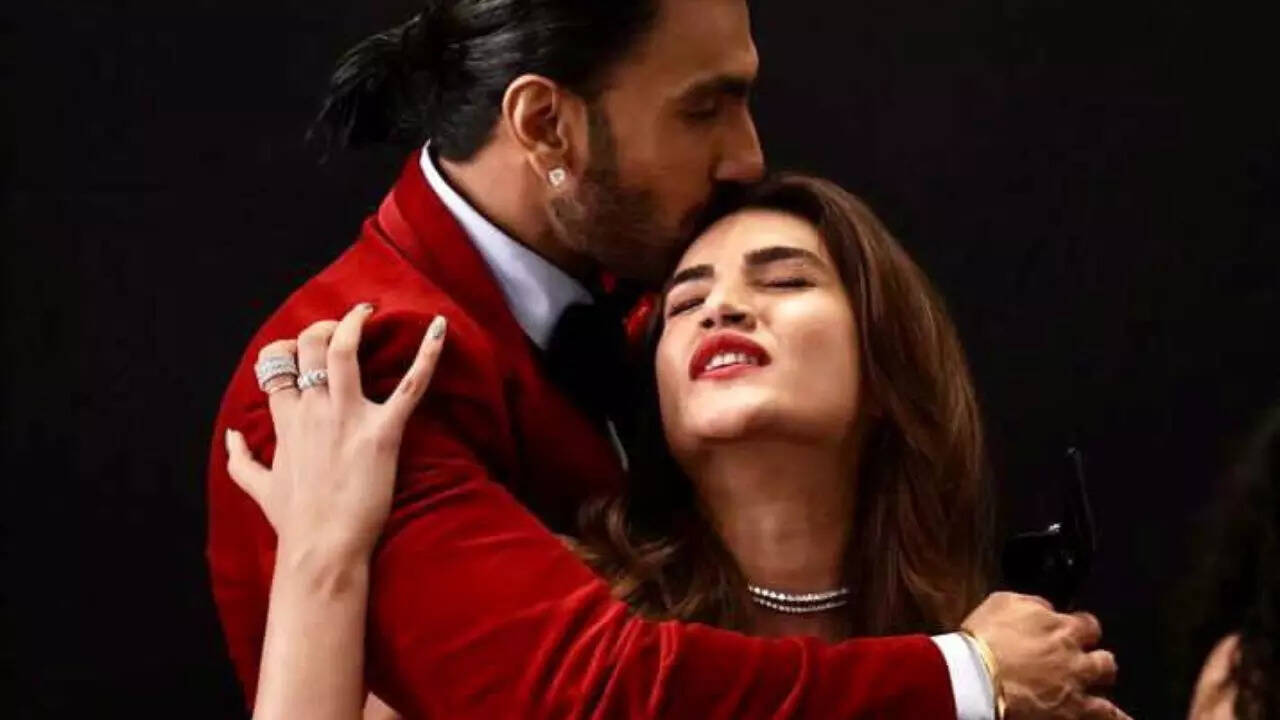 Kriti Sanon reminds Ranveer Singh of his words to her...