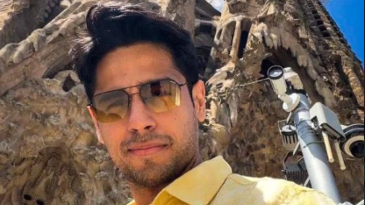 Shershaah star Sidharth Malhotra reveals where you can get a 'free gym membership'