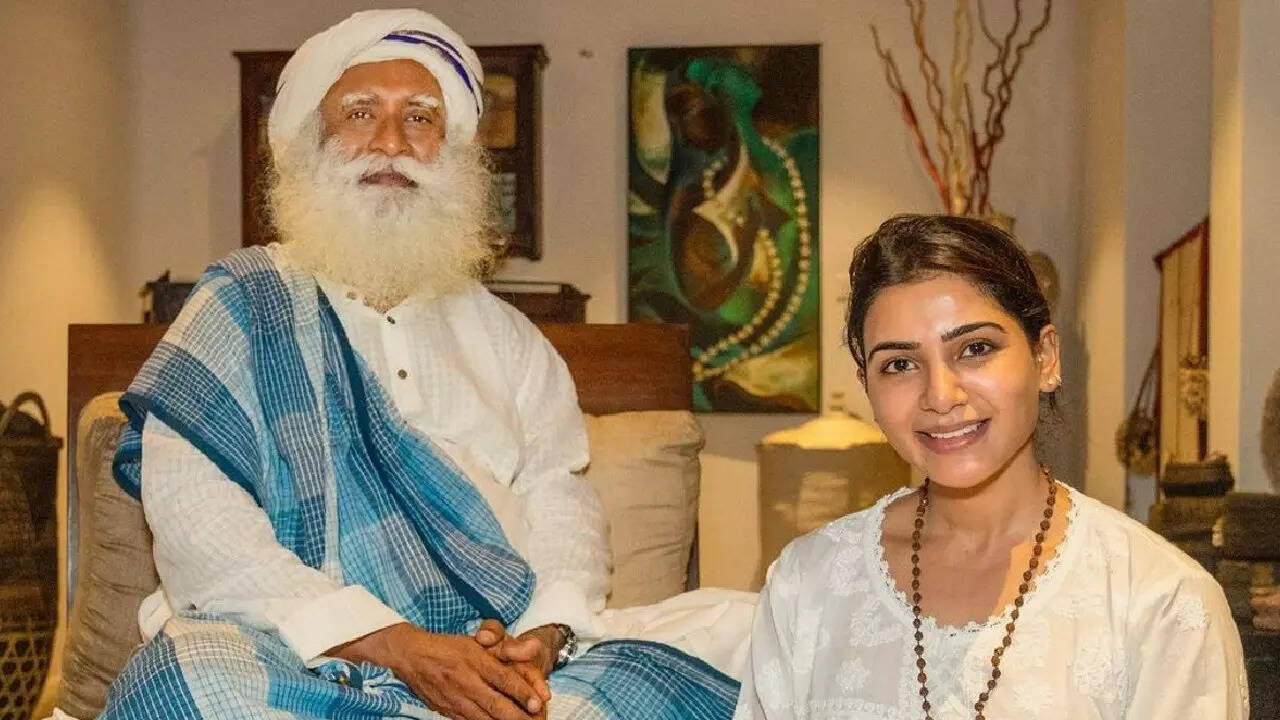 Samantha Ruth Prabhu with Sadhguru