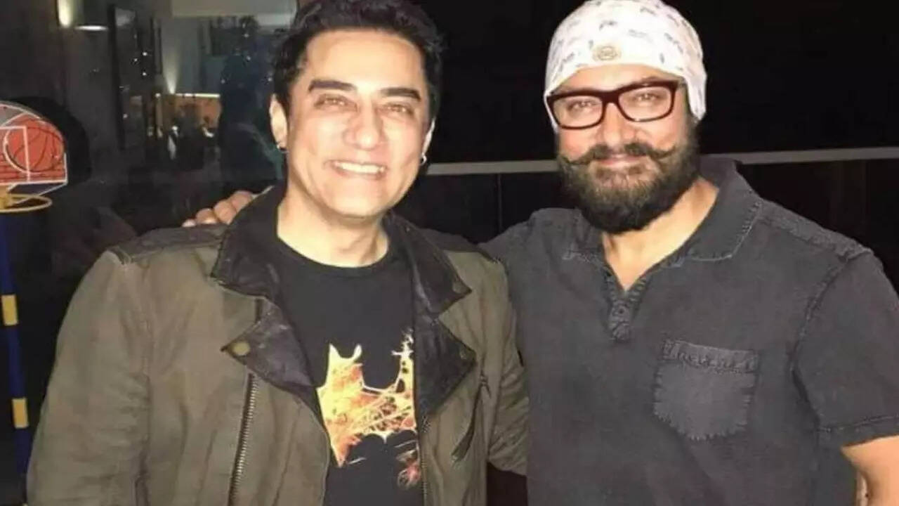 Aamir Khan schooled by brother Faisal for apologising for controversial remarks ahead of Laal Singh Chaddha release