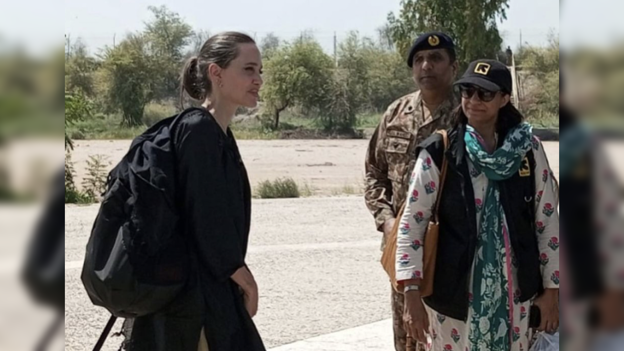 Angelina Jolie in Pakistan