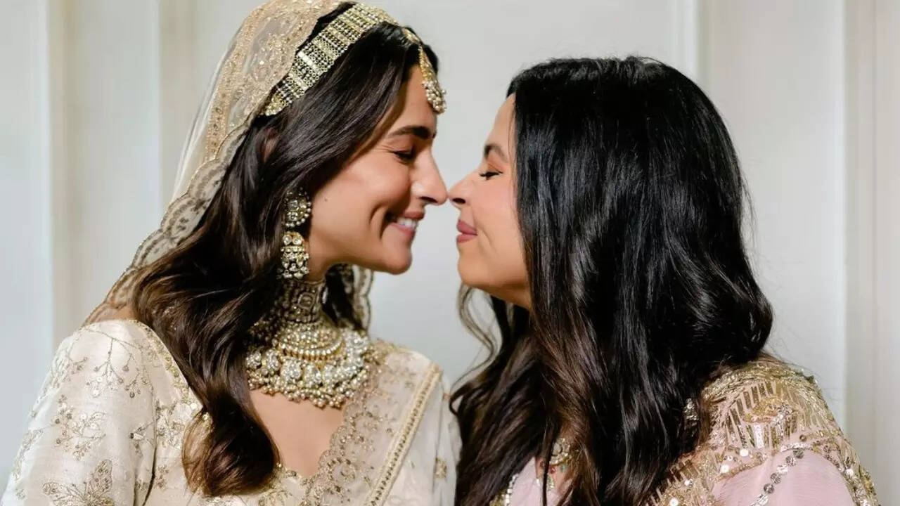 Alia Bhatt and Shaheen Bhatt