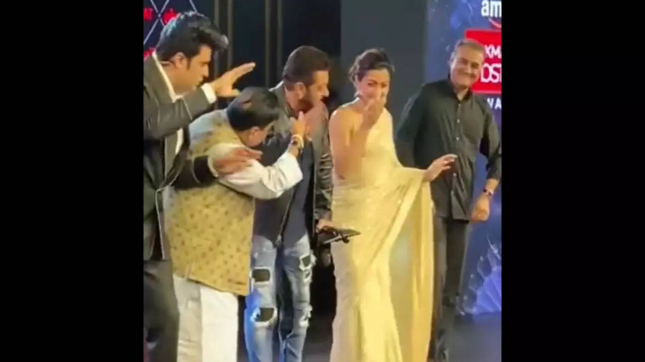 Rashmika Mandanna and Salman Khan dance to Saami song