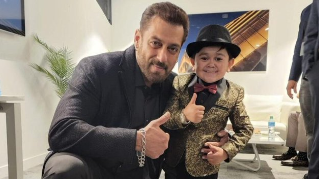 Abdu with Salman Khan