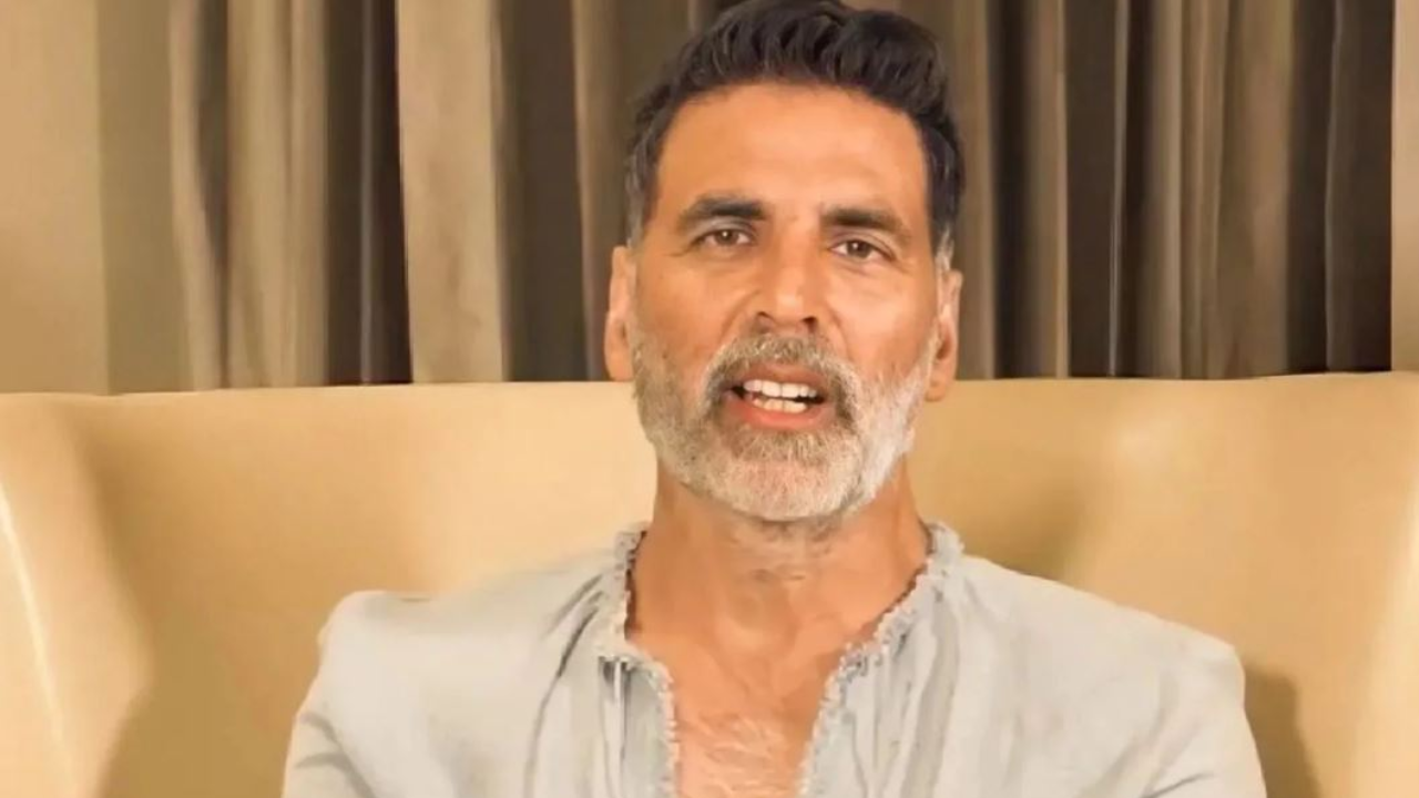 Akshay Kumar slams report claiming he owns a private jet