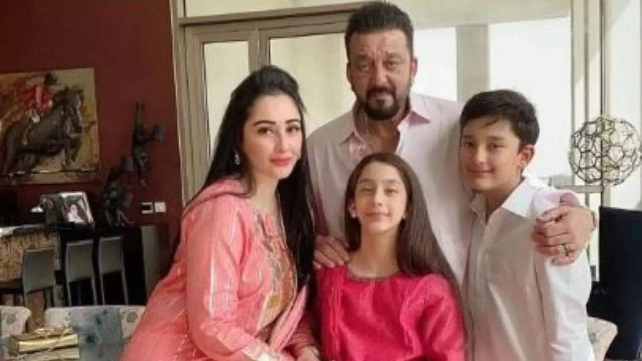 Sanjay Dutt twins