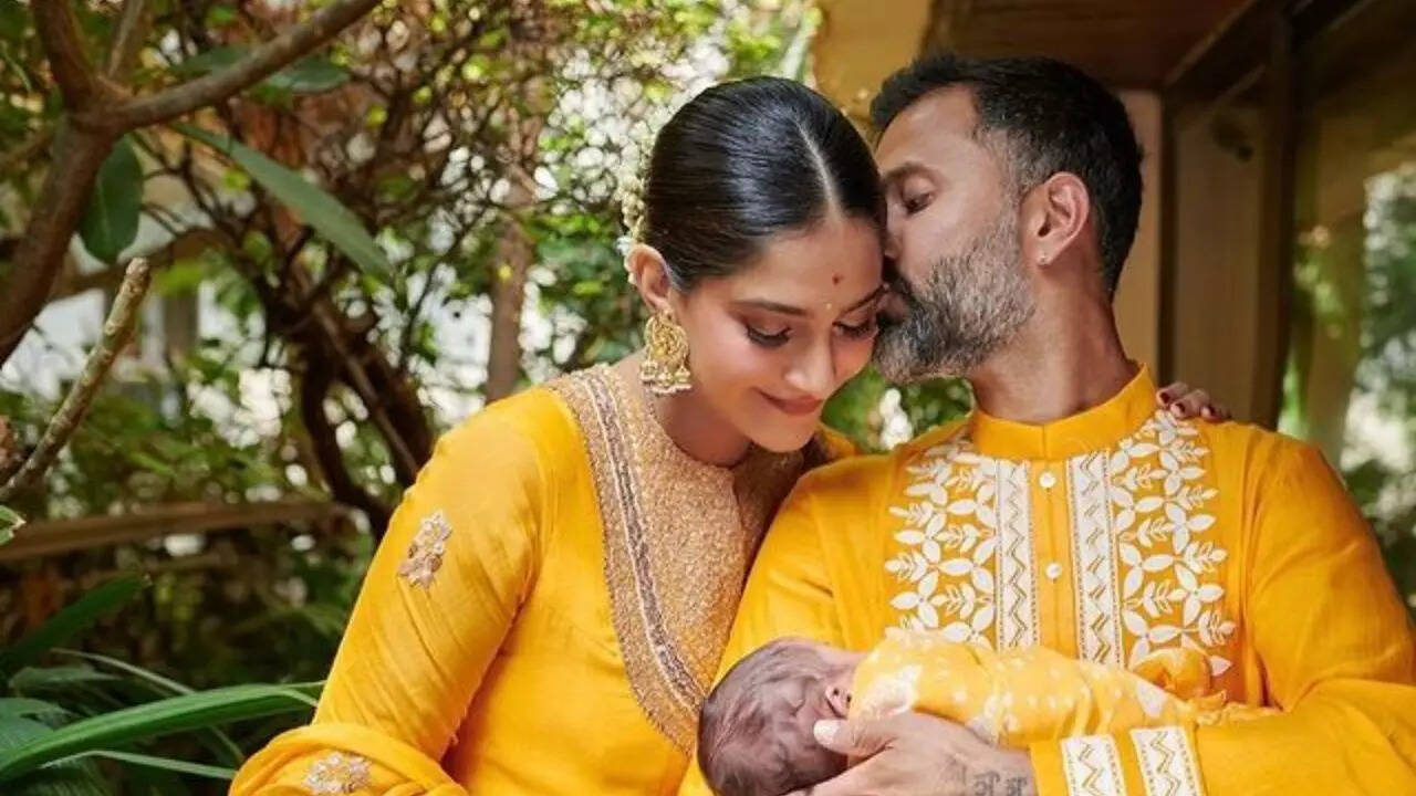 Sonam Kapoor and family