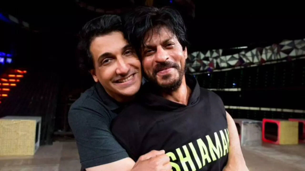 Shiamak Davar reveals Shah Rukh Khan convinced him to do Dil To Pagal Hai, told him, 'You don't realise...'