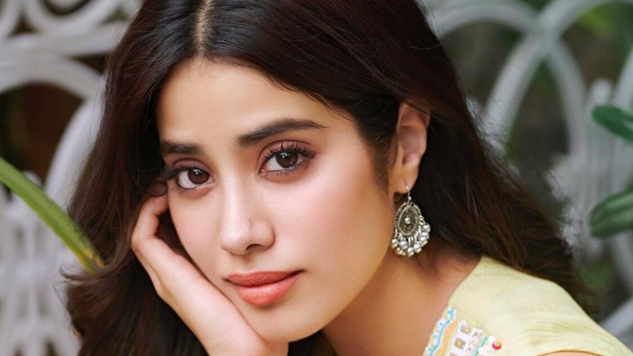 Janhvi Kapoor reveals her social media presence helps her pay for her EMIs Hopefully I look cute... 