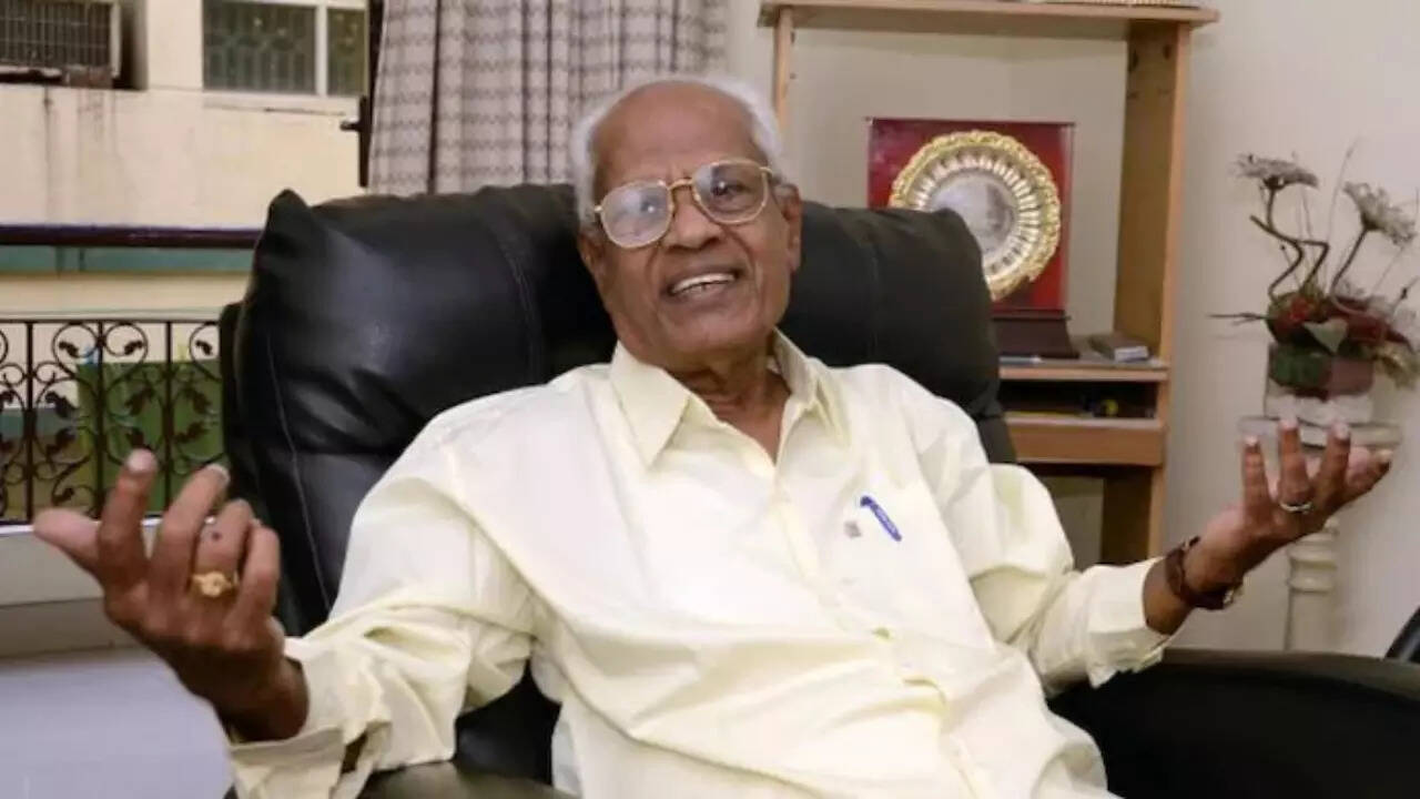 Veteran screenwriter Aaroor Dass passes away at the age of 91