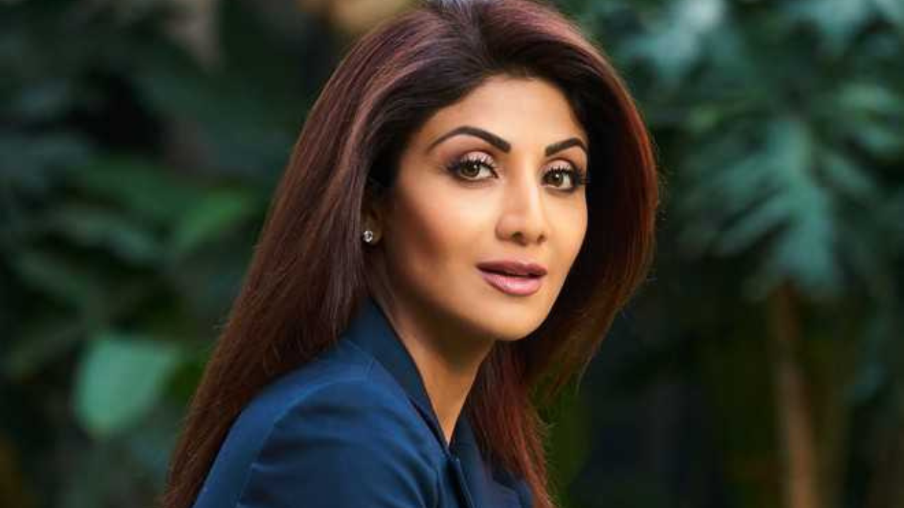 Shilpa Shetty New updates in Richard Gere kissing case