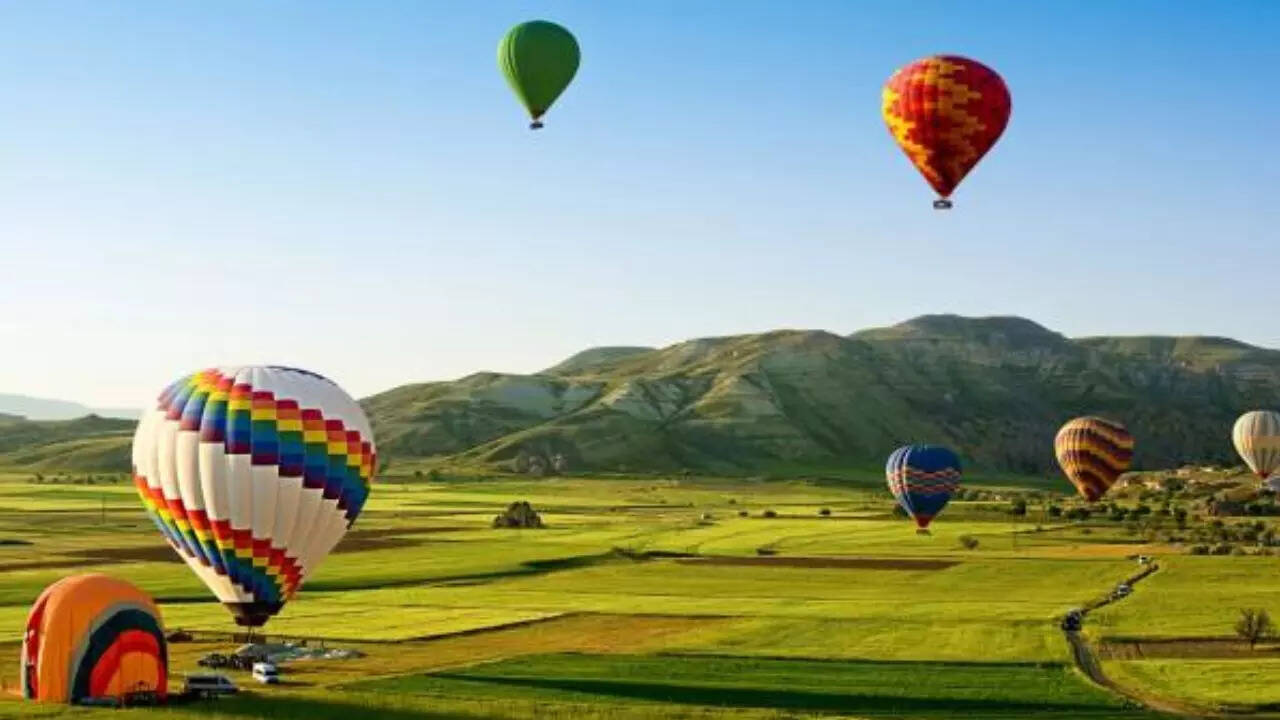 Uttar Pradesh to host hot-air balloon festival (representative image)