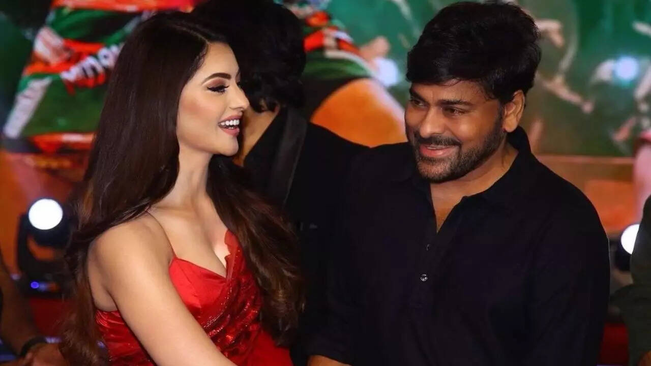 Urvashi Rautela, Chiranjeevi's photos go viral