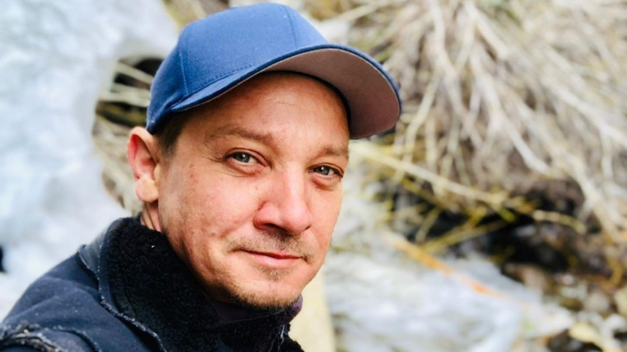 Jeremy Renner back home after snow plow accident