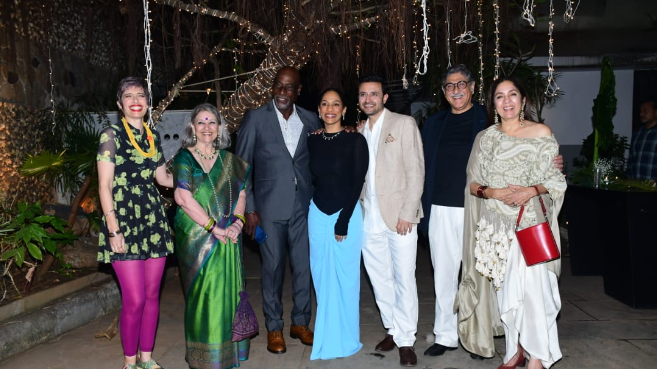 Masaba Gupta-Satyadeep Misra with family