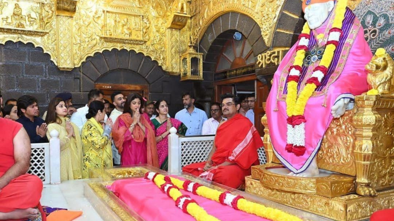 Shilpa Shetty with her family at Sai baba temple