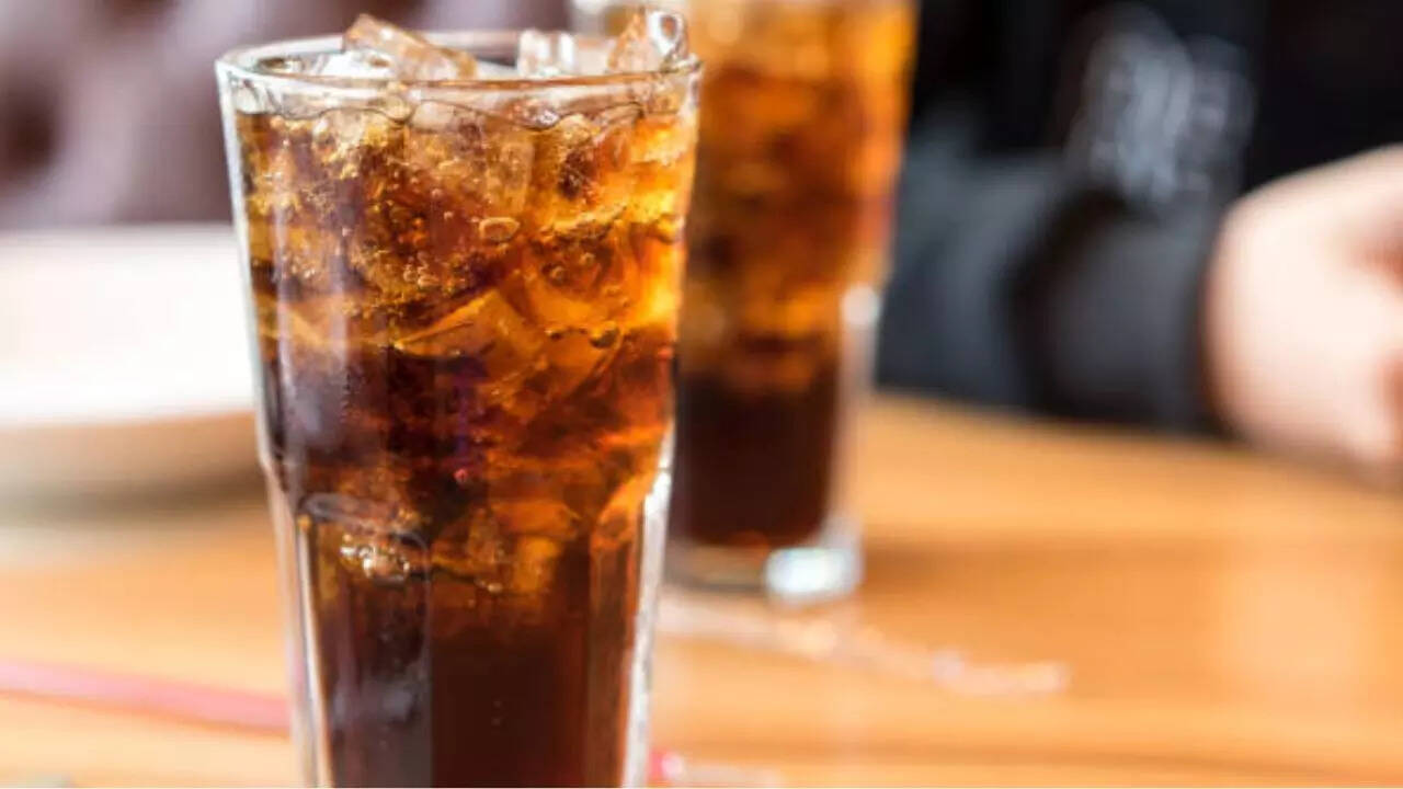 Men who drink soft drinks have higher testosterone levels and larger testicles