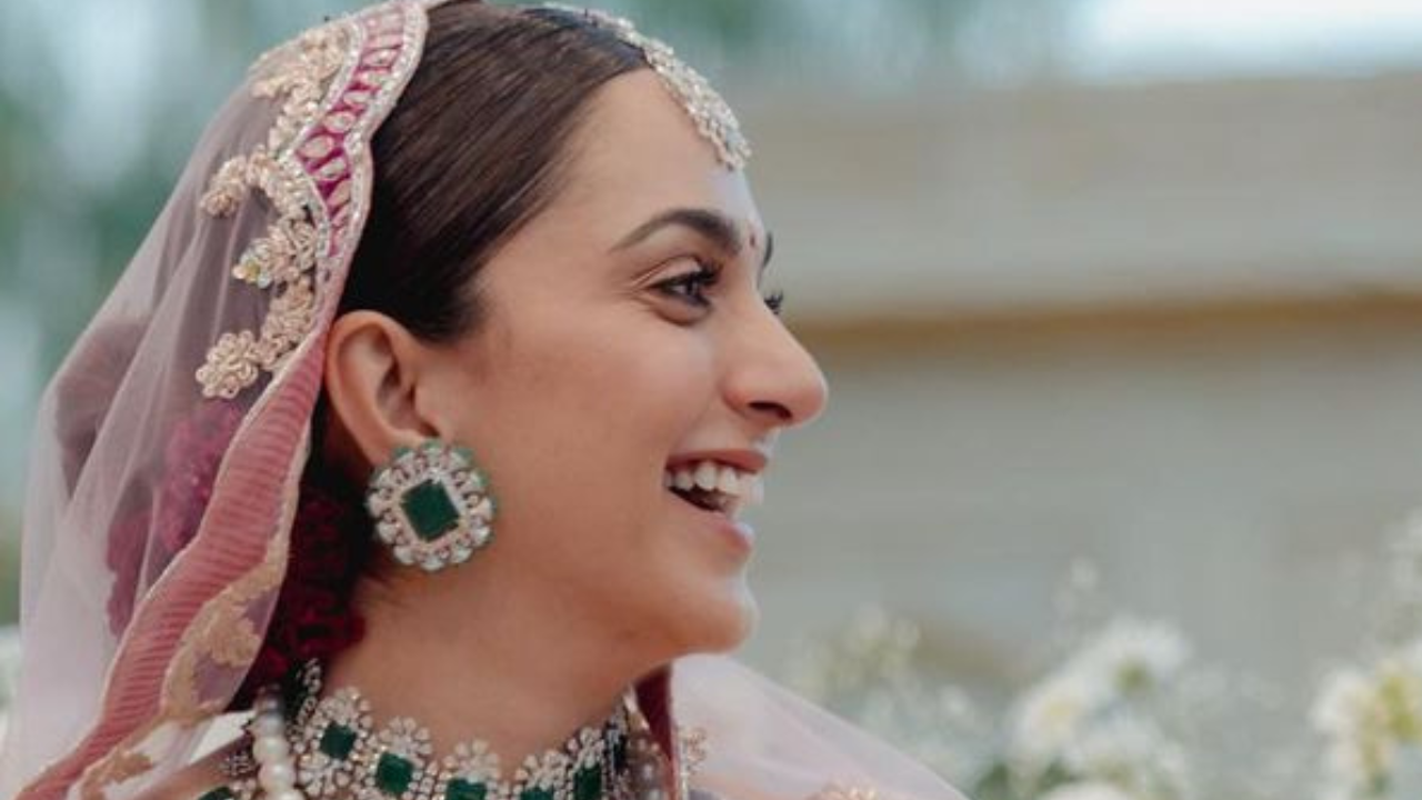 Kiara Advani's bridal makeup decoded