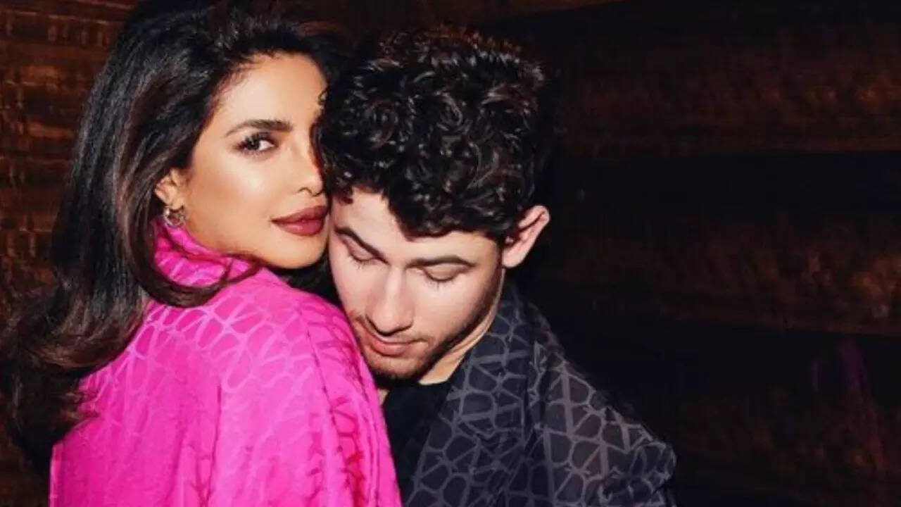 Priyanka Chopra and Nick Jonas try to enjoy Saturday night