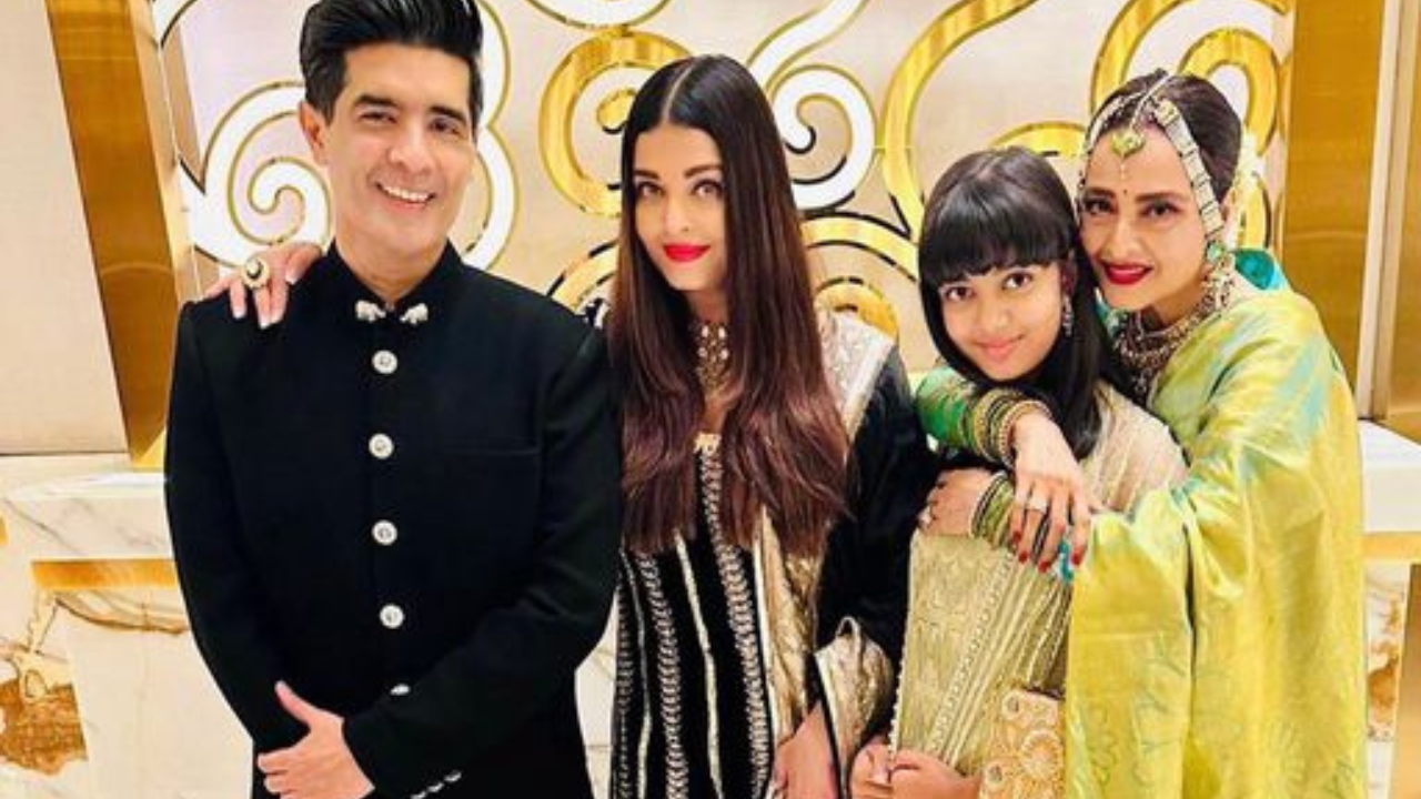 Rekha, Aishwarya Rai, Aaradhya Bachchan, Manish Malhotra