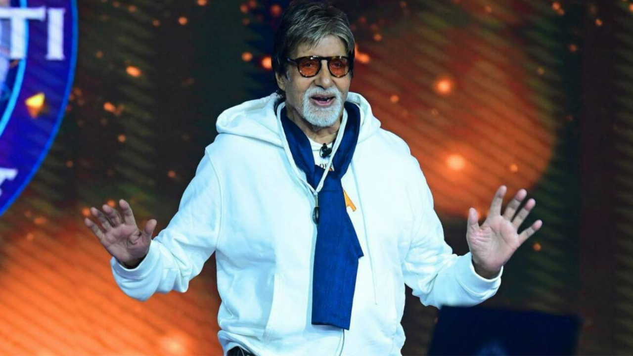 Amitabh Bachchan Demands His Twitter Blue Tick Back With Quirky Post Ab Toh Paise Bhi Bhar Diye...