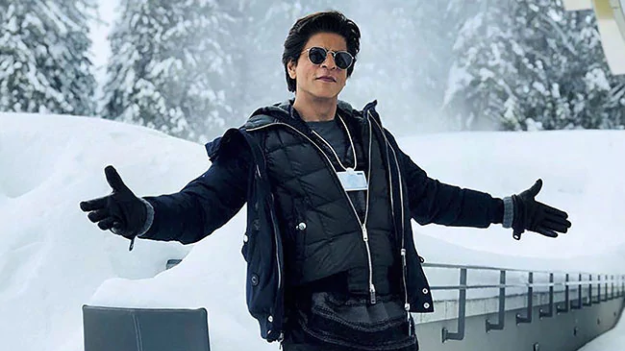 Shah Rukh Khan spotted in Kashmir