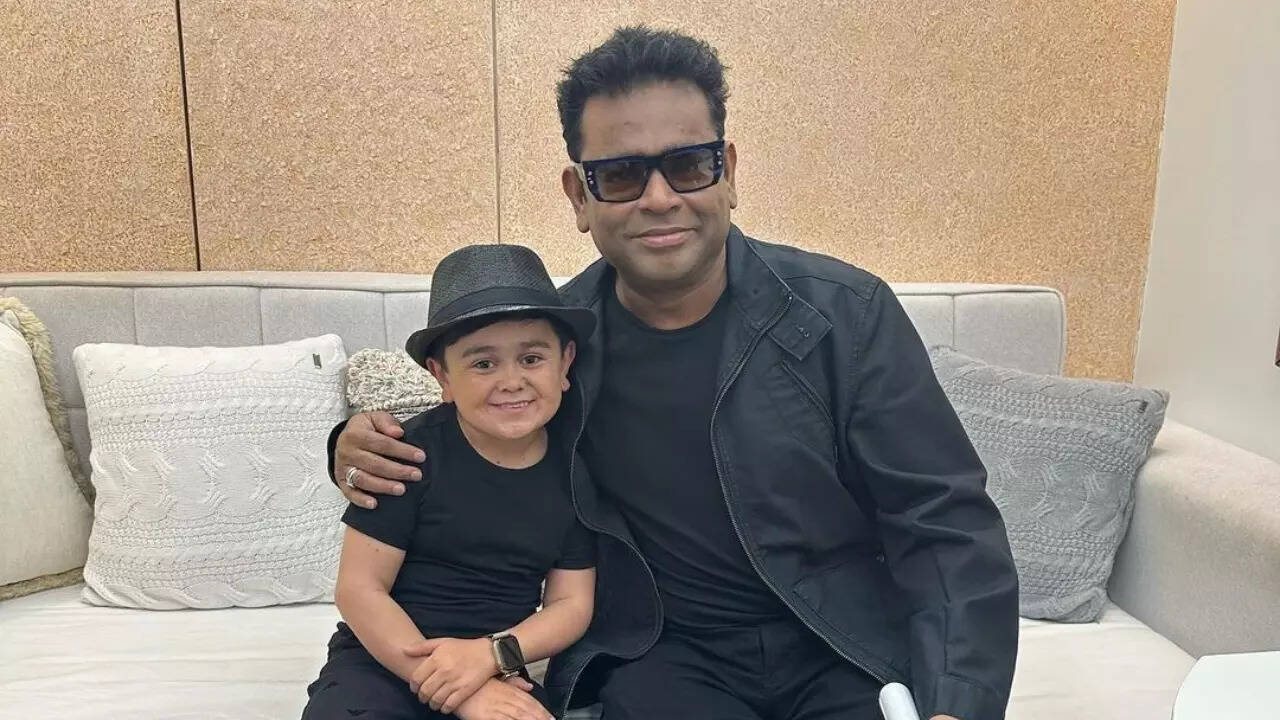 Abdu Rozik with AR Rahman (Credits: Instagram)